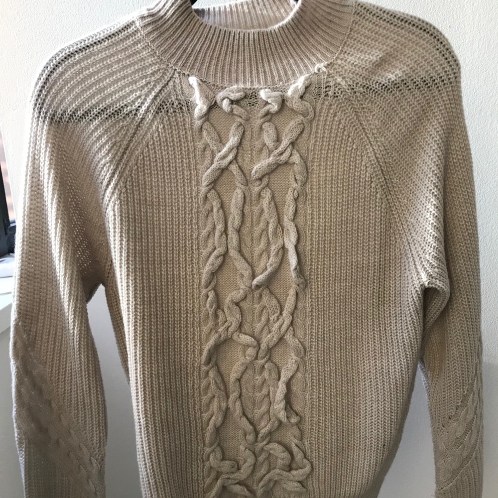 Adorable Leith Sweater, NEVER WORN!